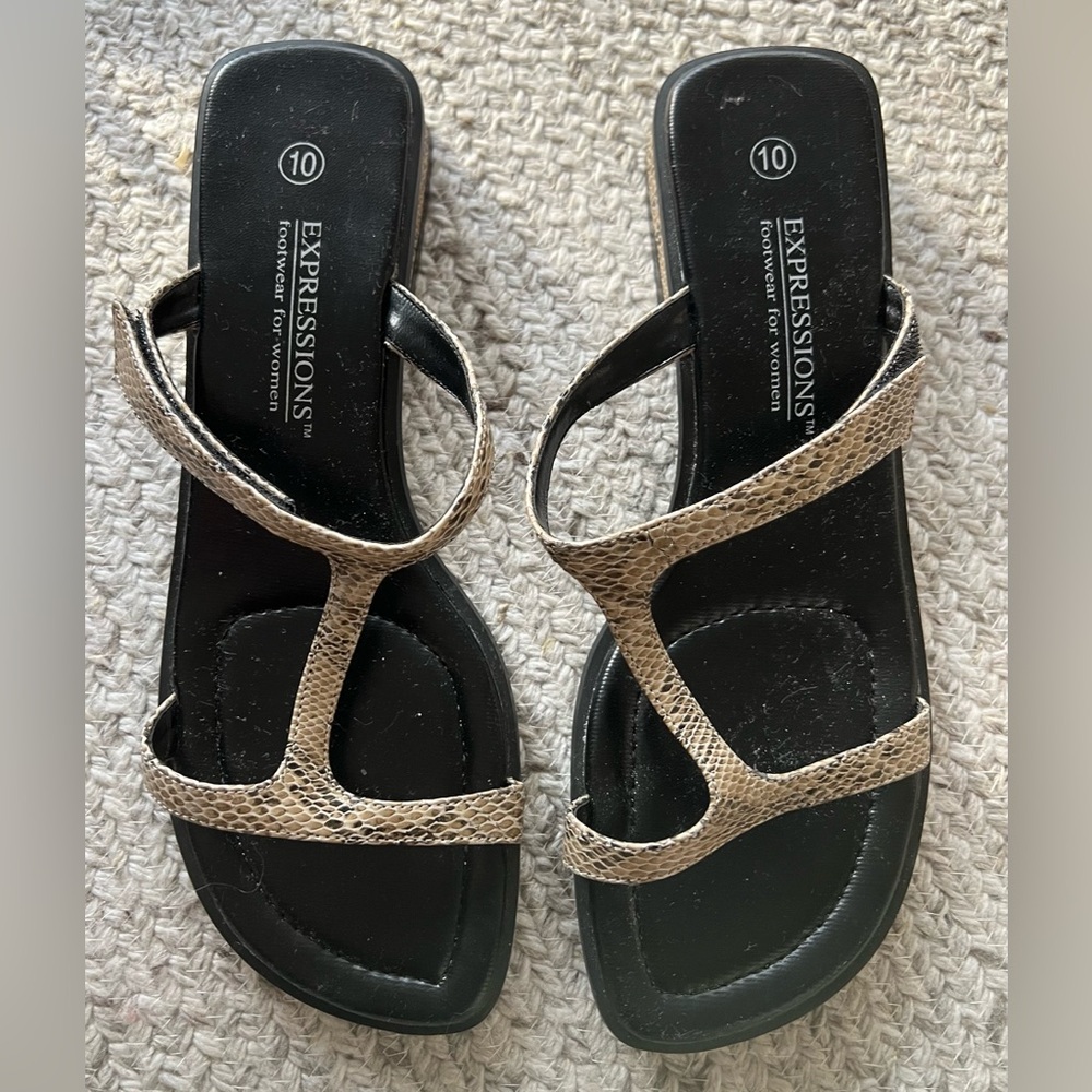 NWT Snakeskin Sandals